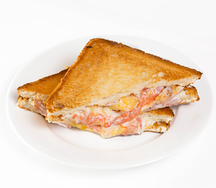 Сэндвич BBQ с копченой курицей