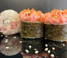 Ролл Запечённый тунец