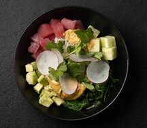 Поке с тунцом и киноа