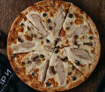 Курица с шампиньонами и каперсами