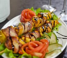 Шашлык по-чешски на шпажке