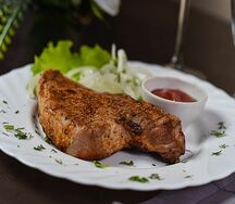 Стейк на кости