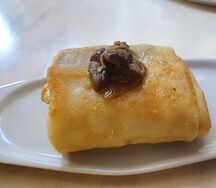 Блинчики с яблоком и корицей