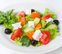 Салат греческий