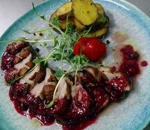 Филе уточки под ягодным порто