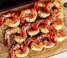 Тигровые креветки в чесночном соусе