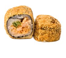 Горячий ролл с жареным лососем