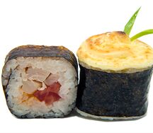 Запеченные роллы с курочкой