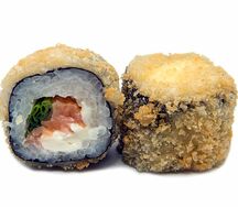 Горячий ролл с лососем