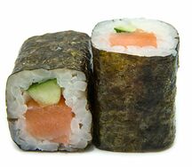 Маки Лосось с огурцом