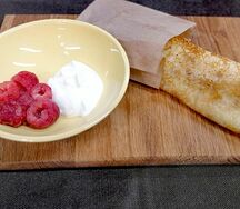 Блин Маскарпоне и свежая малина