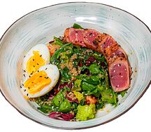 Салат Tuna grill