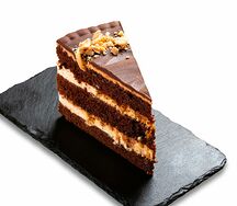 Кусочек торта Сникерс