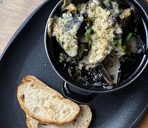 Мидии в сливочном соусе