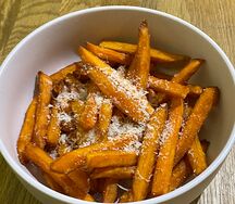 Батат фри с пармезаном