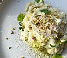 Паста Четыре сыра с фисташкой и фундуком