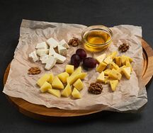 Сырная тарелка