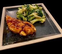 Куриная грудка с брокколи