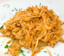 Капуста тушеная