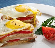 Сытный завтрак