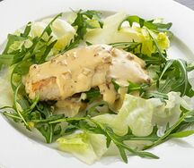 Треска с грибным соусом