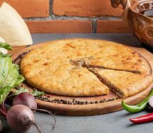 Осетинский пирог со свеклой и сыром