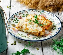 Блины с икрой сазана и капустой