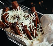 Гренки бородинские с сыром