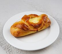 Пирожок с творогом