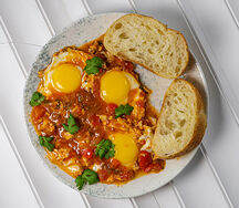 Шакшука с томатами