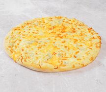Пицца Четыре сыра сливочная средняя
