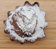 Кекс сметанный с вишней