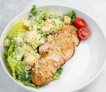 Цезарь с курицей