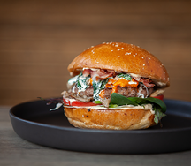 Фирменный бургер Il Casaro 2