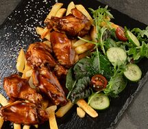 Крылышки в соусе барбекю