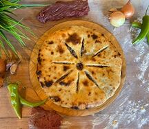 Пирог с мясом большой