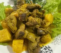 Куриные желудки с картошкой