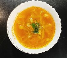 Куриный суп с лапшой