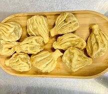 Жареные хинкали с бараниной