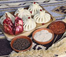 Хинкали отварные с говядиной и свининой