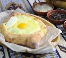 Хачапури по-аджарски