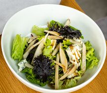 Груша с голубым сыром