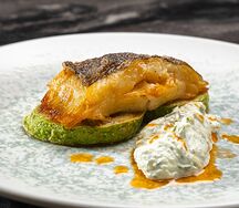 Палтус с кабачком и дзадзики