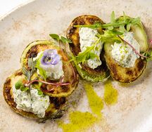 Фирменный Дзадзики с кабачком