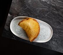 Чебурек 4 сыра