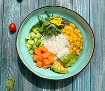 Поке с лососем