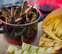 Мидии в соусе том ям