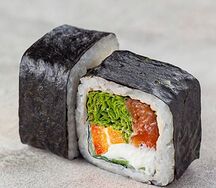 Ролл Маэстро