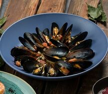 Черноморские мидии в винном соусе