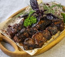 Печень говяжья в жировой сетке